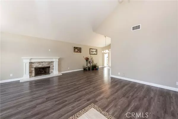 Yorba Linda, CA 92887,20420 Via Canarias