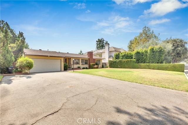 82 W La Sierra Dr, Arcadia, CA 91007