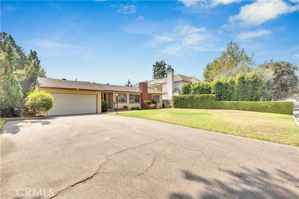 82 W La Sierra Dr, Arcadia, CA 91007