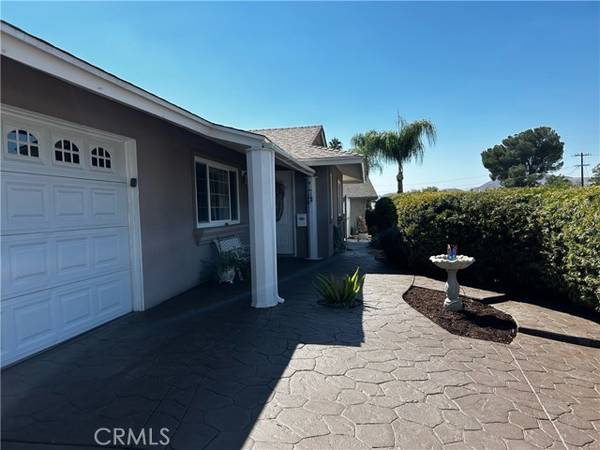 26925 Oakmont Drive, Menifee, CA 92586