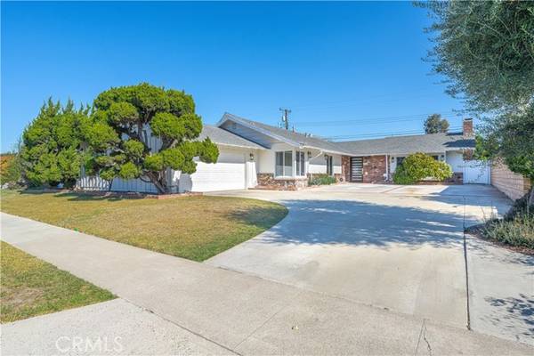 12032 Wallingsford Road, Los Alamitos, CA 90720