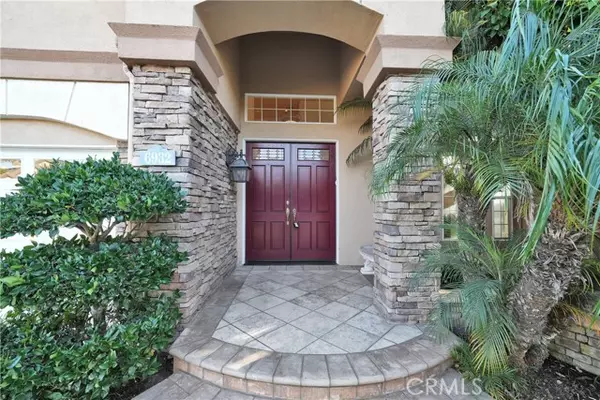 Huntington Beach, CA 92648,6932 Livingston Drive