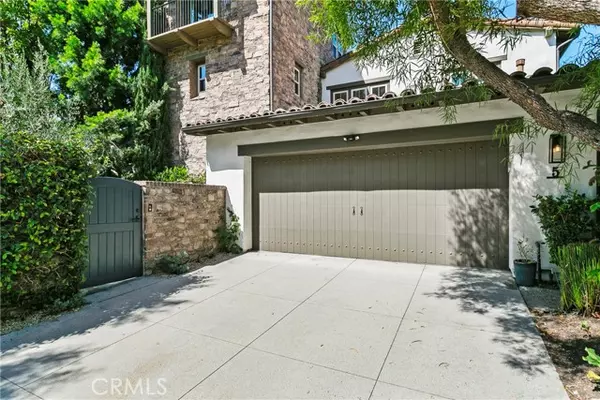 Ladera Ranch, CA 92694,5 Sandalo Court