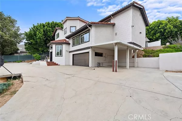 Yorba Linda, CA 92886,5754 Kellogg Drive