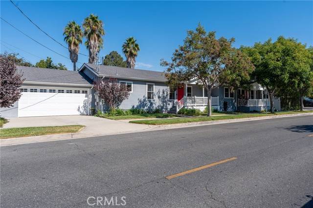 4001 W Clark Avenue, Burbank, CA 91505