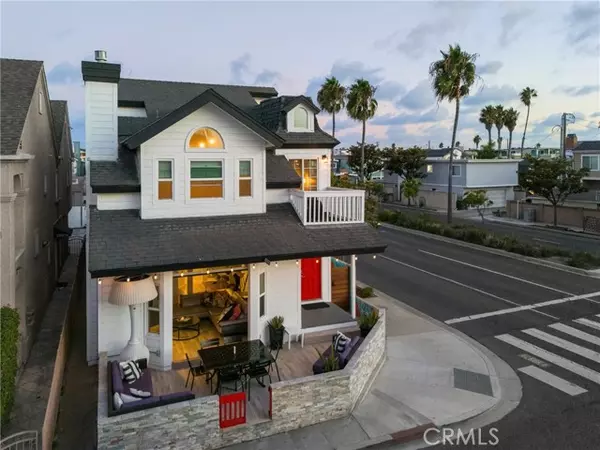 204 44th Street, Newport Beach, CA 92663