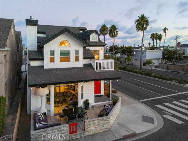 204 44th Street, Newport Beach, CA 92663