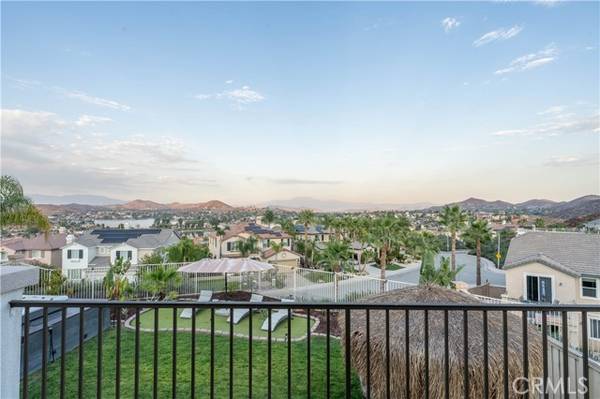 27 Via Palmieki Court, Lake Elsinore, CA 92532