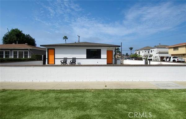 1745 Lake Street, Huntington Beach, CA 92648