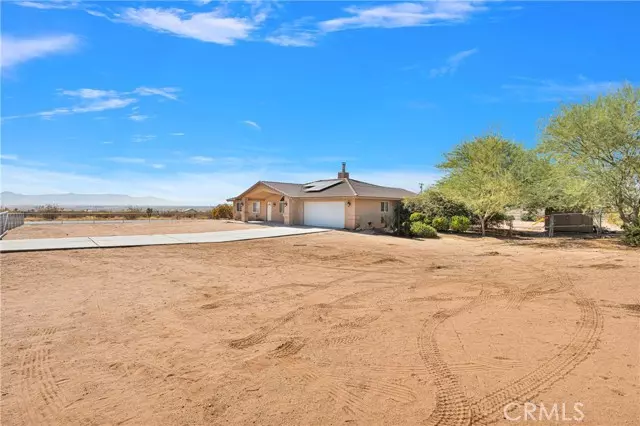 16616 Candlewood Road, Apple Valley, CA 92307