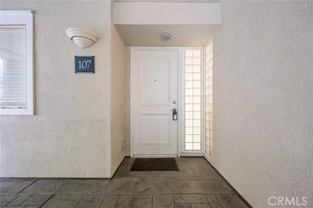 2253 Martin #107, Irvine, CA 92612