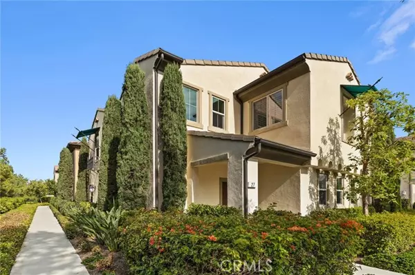 27 Latitude, Irvine, CA 92618