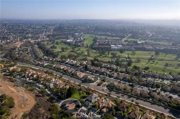 Carlsbad, CA 92009,2841 Torry Court