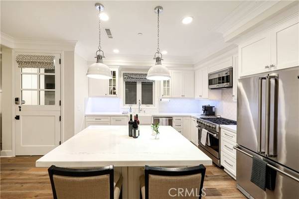 Corona Del Mar, CA 92625,512 Jasmine Avenue