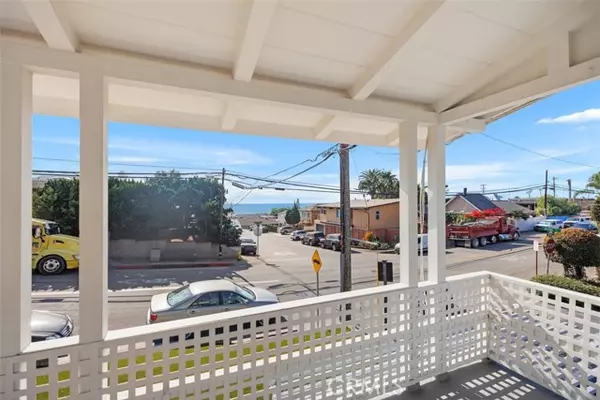 Laguna Beach, CA 92651,1800 Glenneyre Street