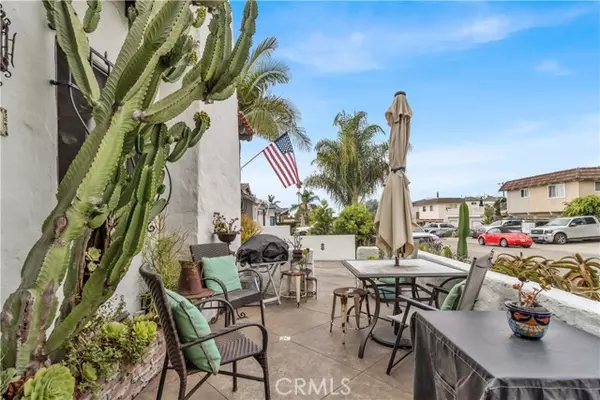 San Clemente, CA 92672,121 W Escalones