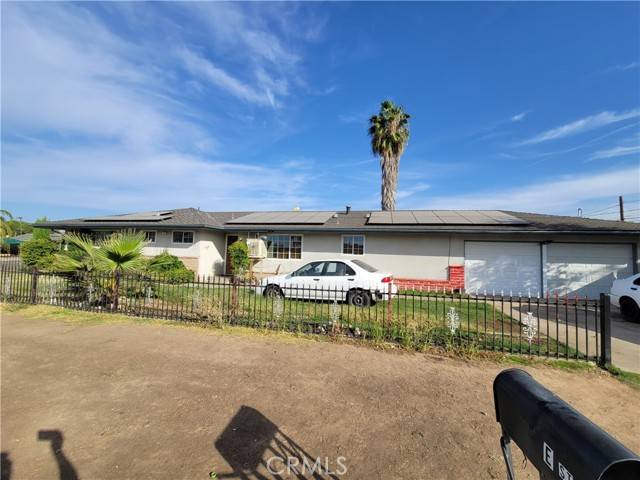 780 E Street, Orange Cove, CA 93646