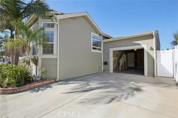 Huntington Beach, CA 92648,20701 Beach #229