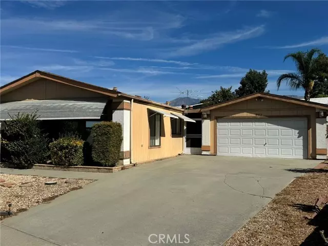 Calimesa, CA 92320,9512 Crestknoll Drive