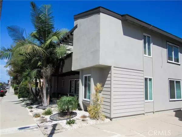 Huntington Beach, CA 92649,16972 Lynn Lane