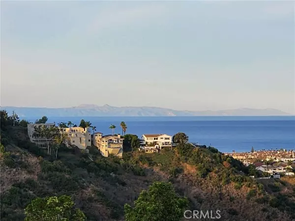 San Clemente, CA 92672,527 Via Presa