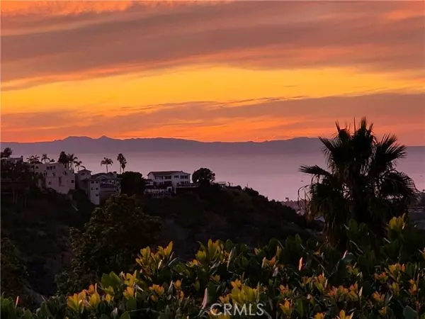 San Clemente, CA 92672,527 Via Presa