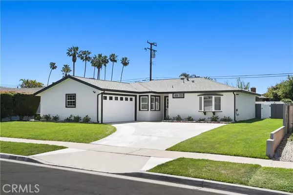 8102 Kiner Drive, Huntington Beach, CA 92646