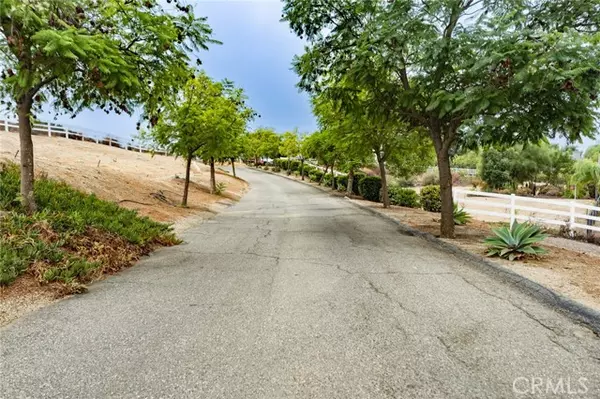 Valley Center, CA 92082,30030 Mckenna Heights Court