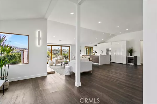 Corona Del Mar, CA 92625,11 Skysail Drive