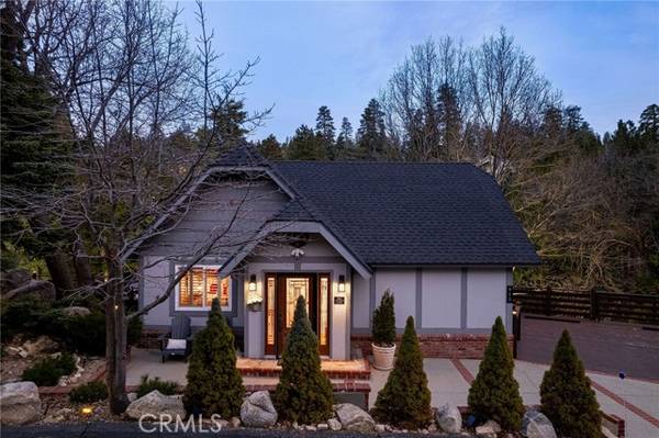 915 Trinity Drive, Lake Arrowhead, CA 92352