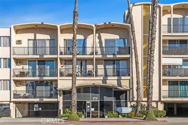 1770 Ximeno Avenue #204, Long Beach, CA 90815