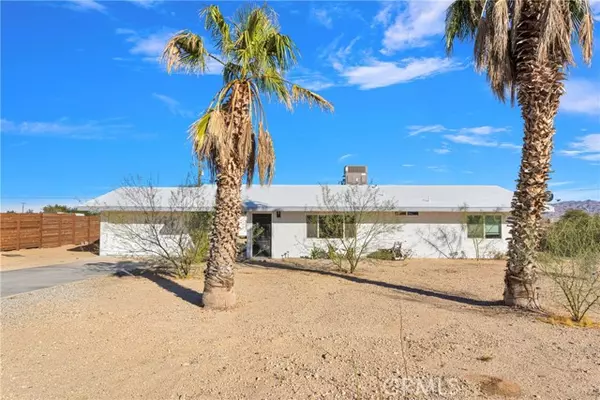 Joshua Tree, CA 92252,4789 Avenida Del Sol