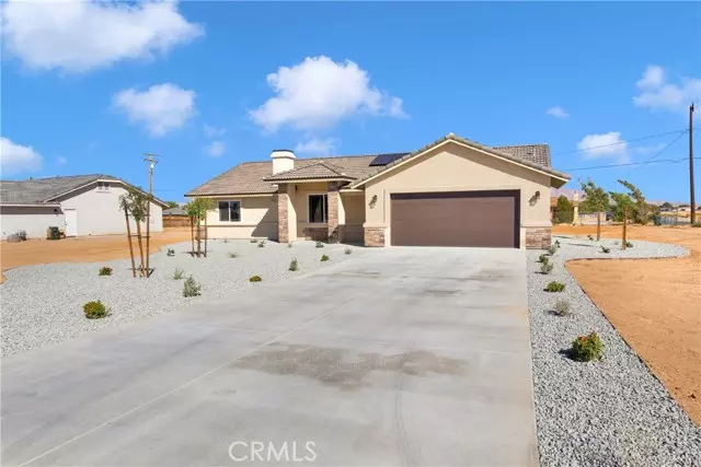 12513 Clallam Road, Apple Valley, CA 92308