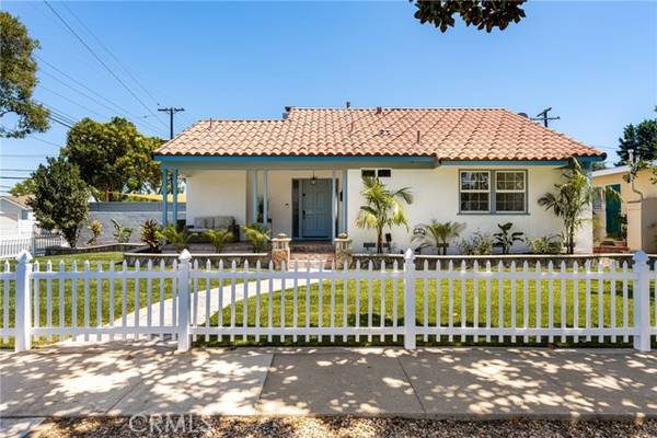 3684 Woodruff Avenue, Long Beach, CA 90808