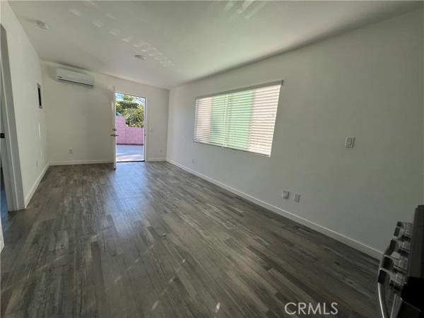 1515 S Diamond #2, Santa Ana, CA 92704