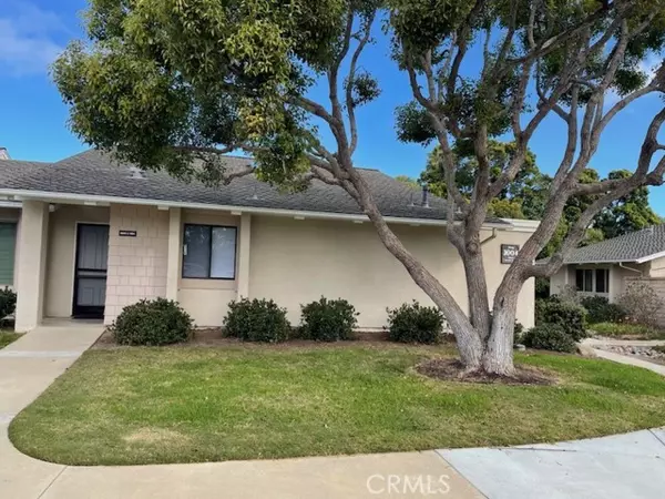 8605 Solano Circle #1004C, Huntington Beach, CA 92646