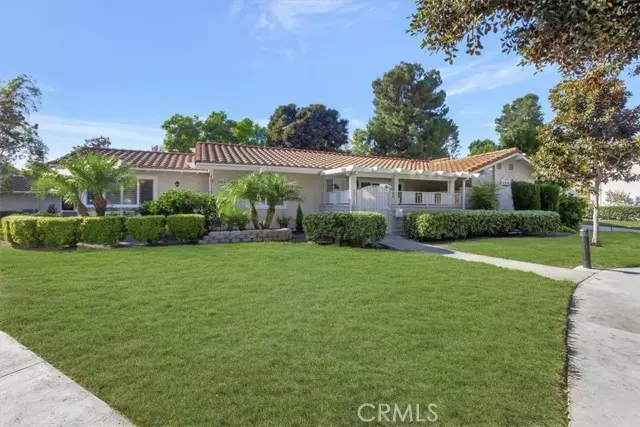 Laguna Woods, CA 92637,2223 Via Puerta #B