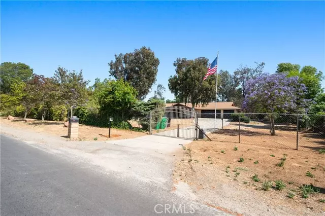 18561 Bert Road, Riverside, CA 92508