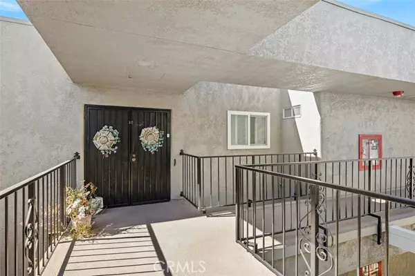 Laguna Woods, CA 92637,2393 Via Mariposa West #3C