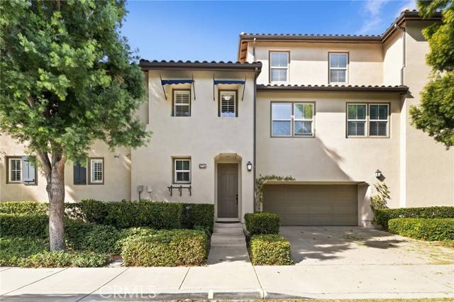 141 Talmadge, Irvine, CA 92602