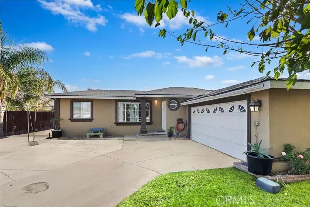 Jurupa Valley, CA 92509,3860 Fox Tail Lane