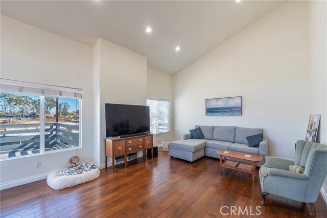 7352 Garfield Avenue #A, Huntington Beach, CA 92648