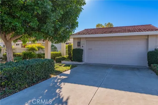 Laguna Woods, CA 92637,3209 Via Buena Vista #B