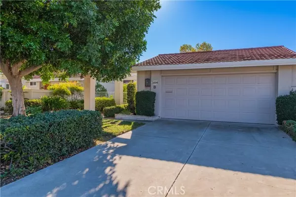 Laguna Woods, CA 92637,3209 Via Buena Vista #B