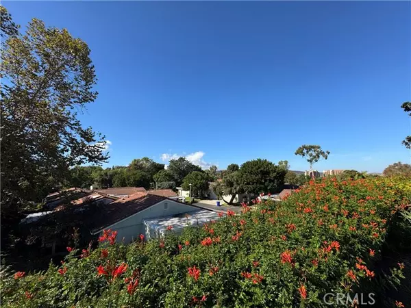 Laguna Woods, CA 92637,3209 Via Buena Vista #B