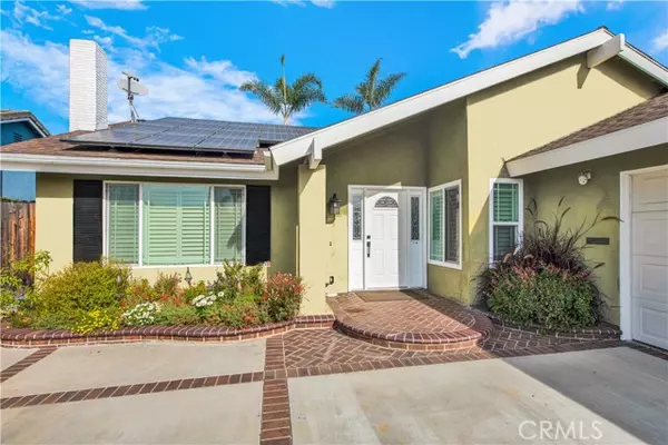 9641 Warburton Drive, Huntington Beach, CA 92646