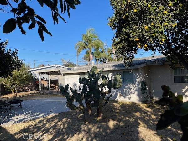 1202 West St, Santa Ana, CA 92703