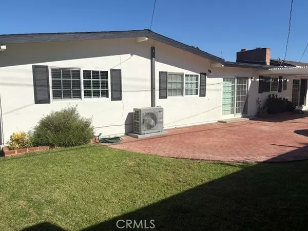 1605 Minorca Drive, Costa Mesa, CA 92626