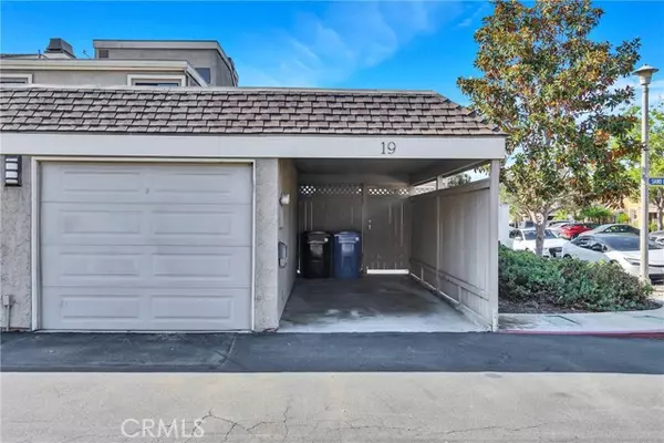 Newport Beach, CA 92663,19 Sand Dollar Court #10