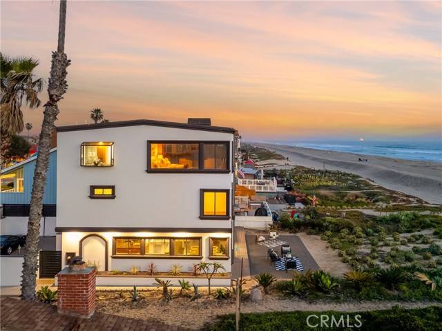 Sunset Beach, CA 90742,16601 S Pacific Avenue